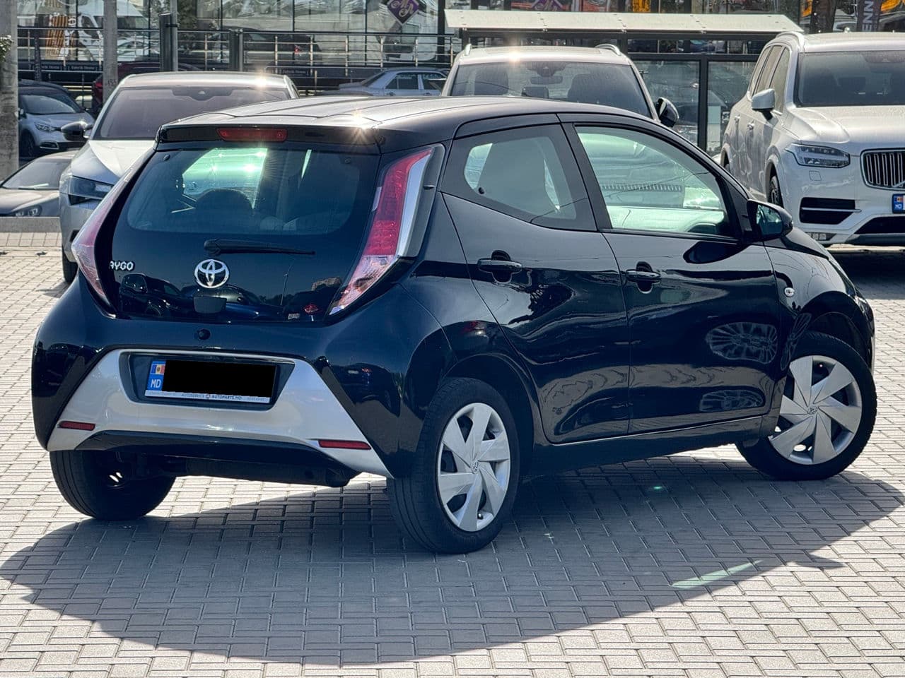2017 Toyota Aygo — Miniatură 3
