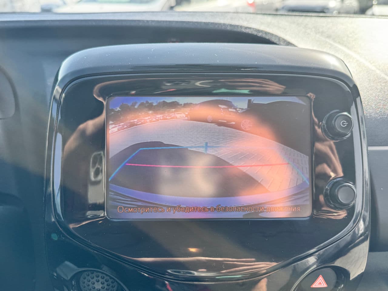 2017 Toyota Aygo — Miniatură 10