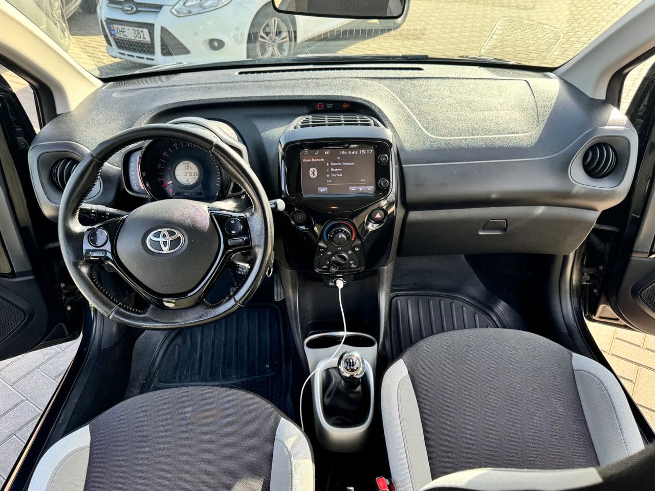 2017 Toyota Aygo — Miniatură 6