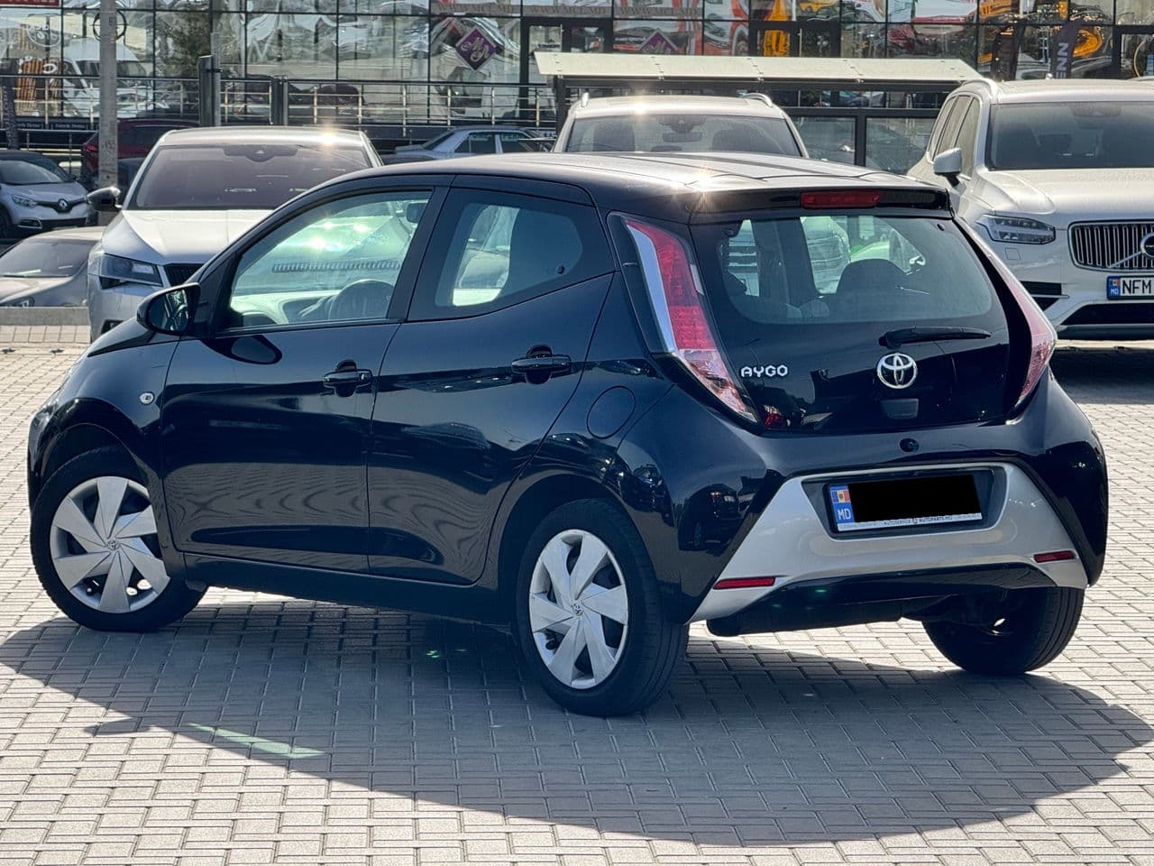 2017 Toyota Aygo — Miniatură 4