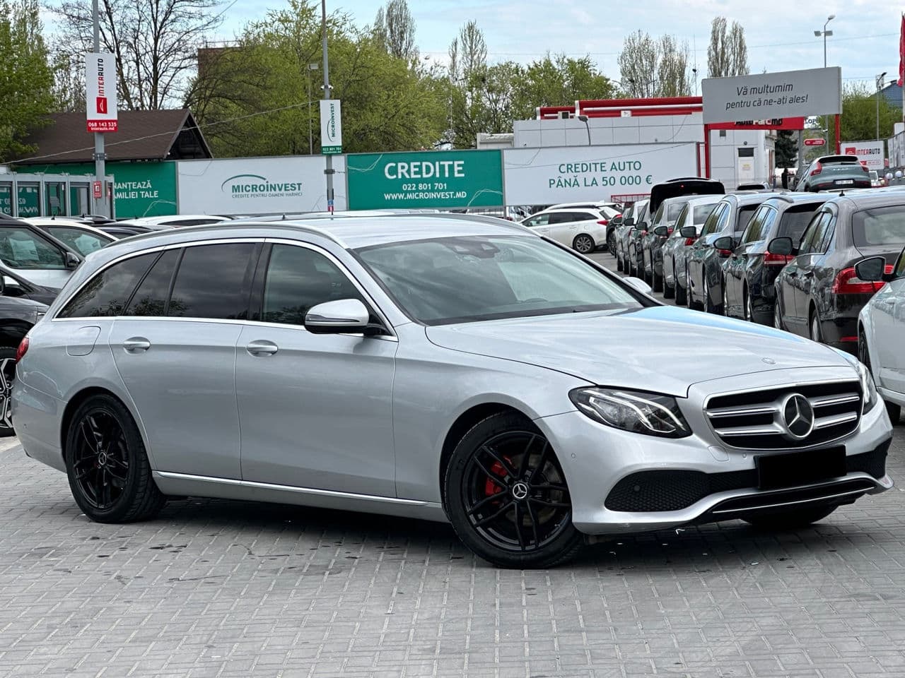 2016 Mercedes E 220 — Miniatură 4