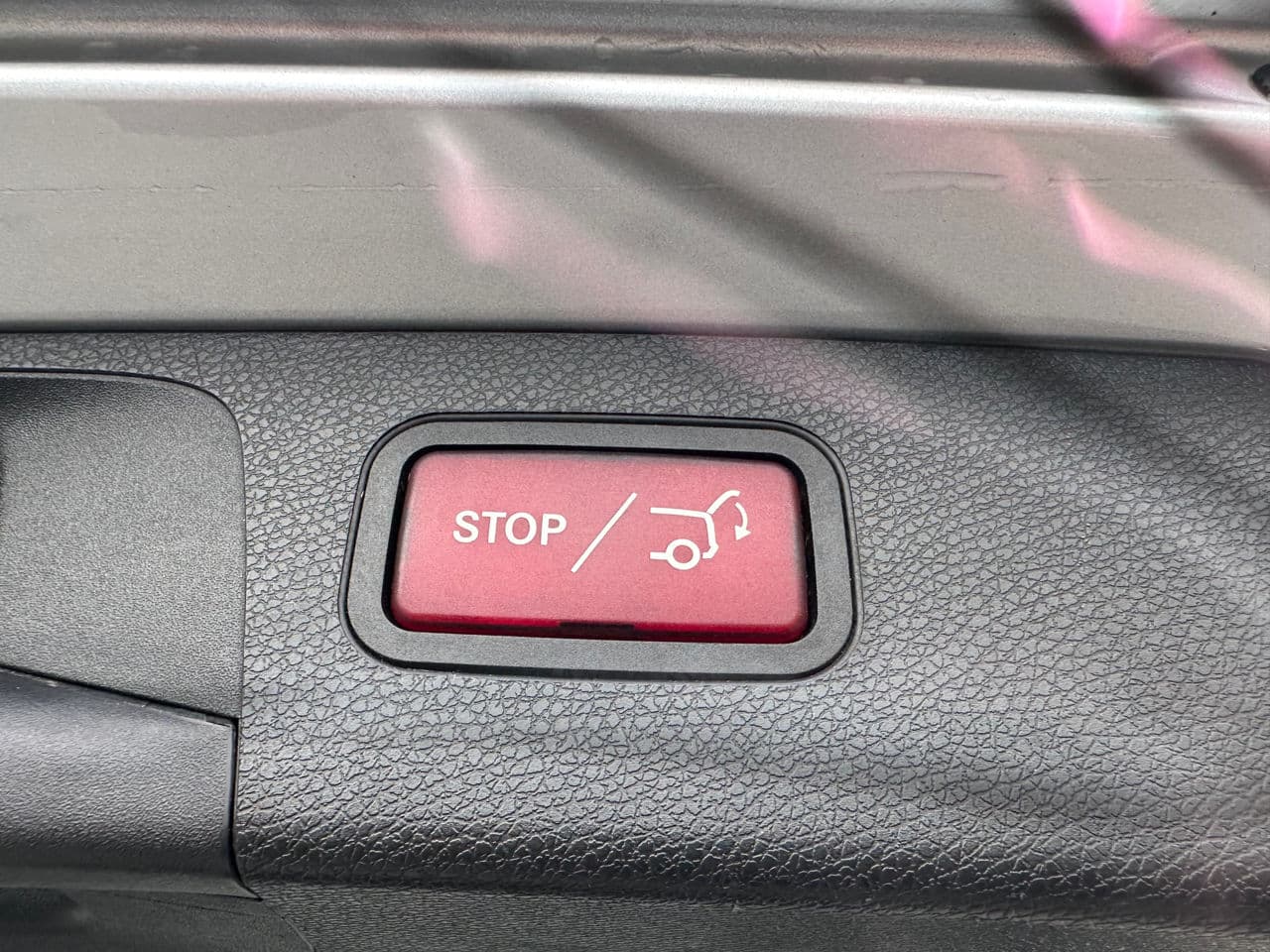 2016 Mercedes E 220 — Miniatură 15