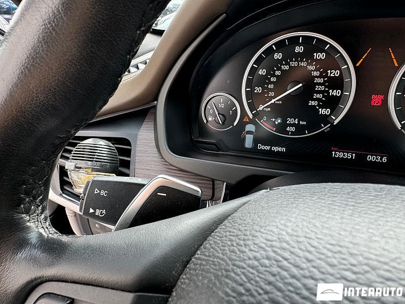 2018 BMW X5 4.0e — Miniatură 9