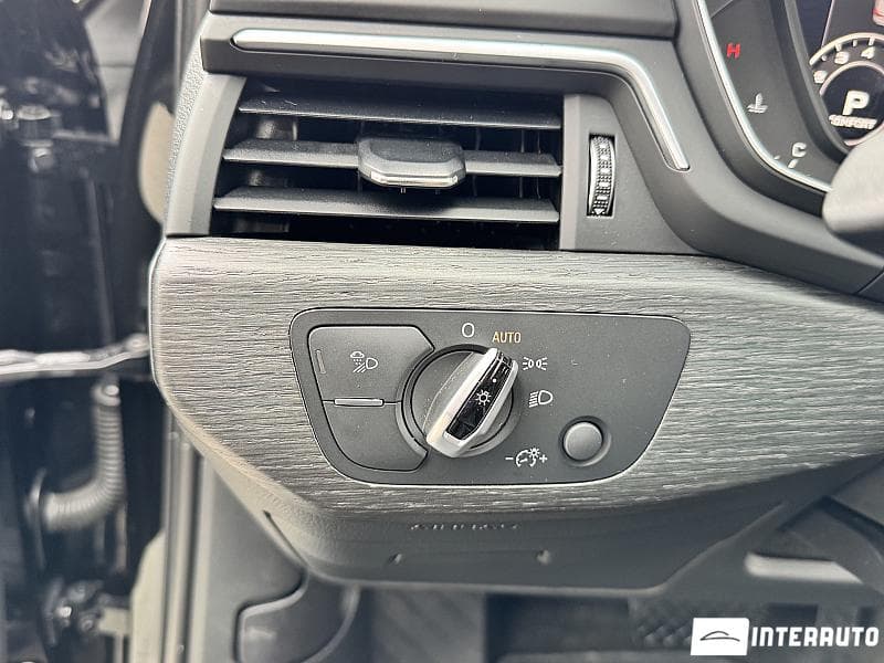2017 Audi A4 — Miniatură 23