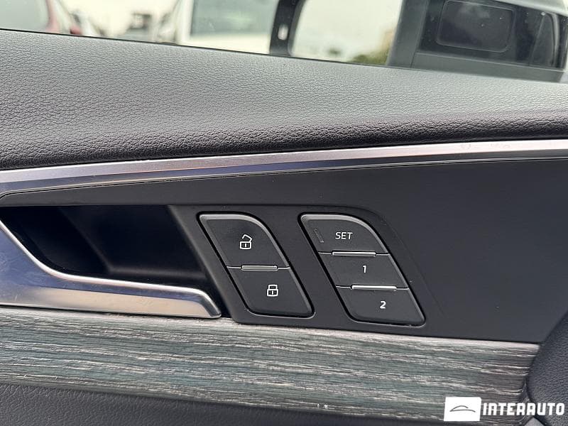 2017 Audi A4 — Miniatură 22