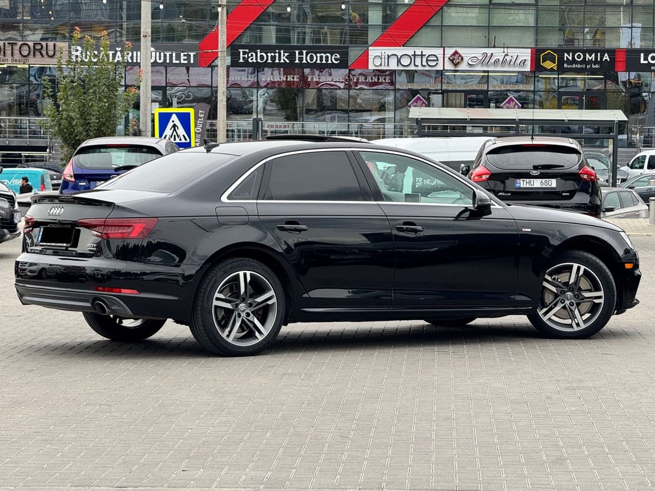 2017 Audi A4 — Miniatură 3