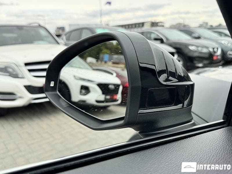 2017 Audi A4 — Miniatură 20