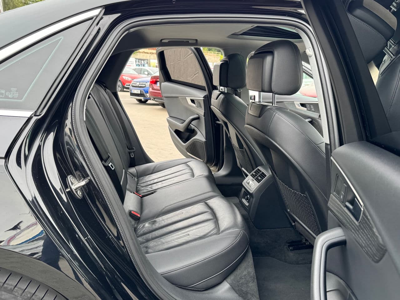 2017 Audi A4 — Miniatură 15