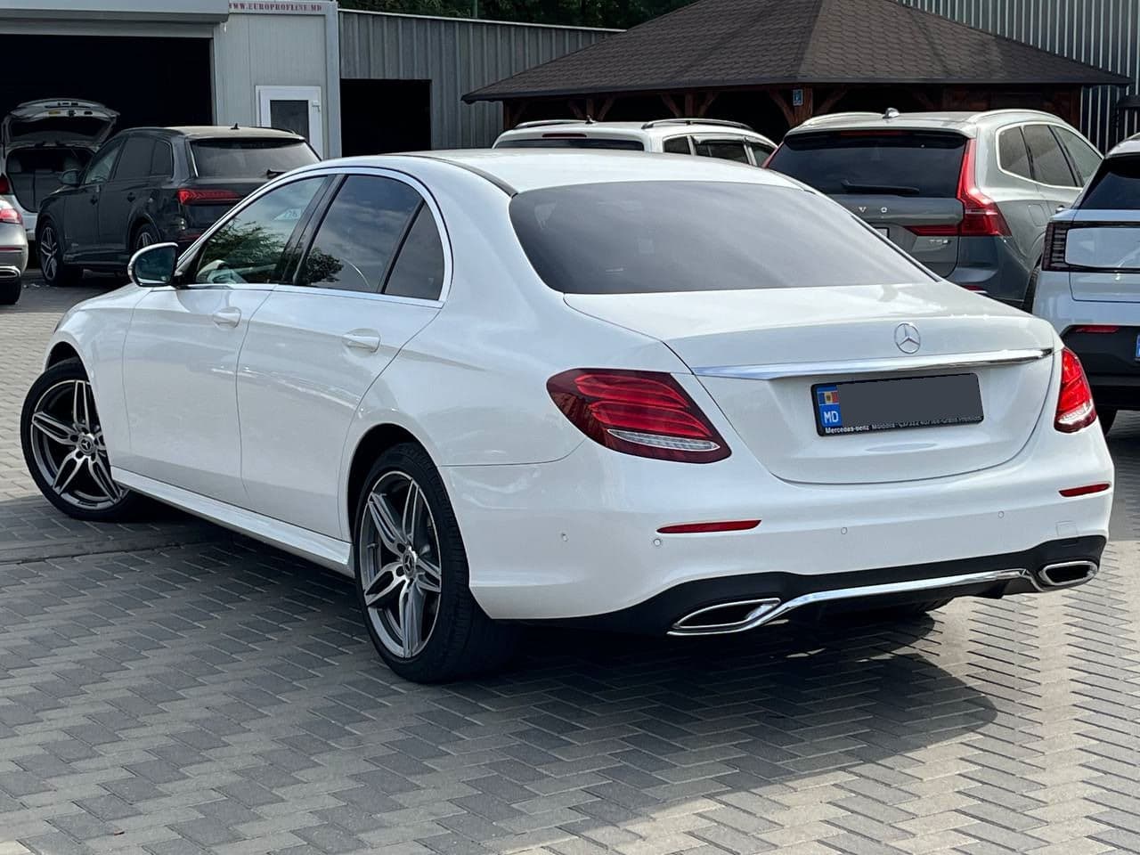 2019 Mercedes E 200 — Miniatură 4