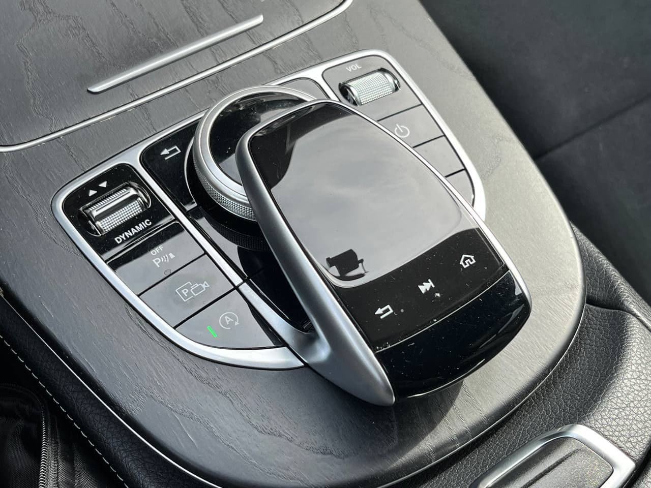 2019 Mercedes E 200 — Miniatură 16