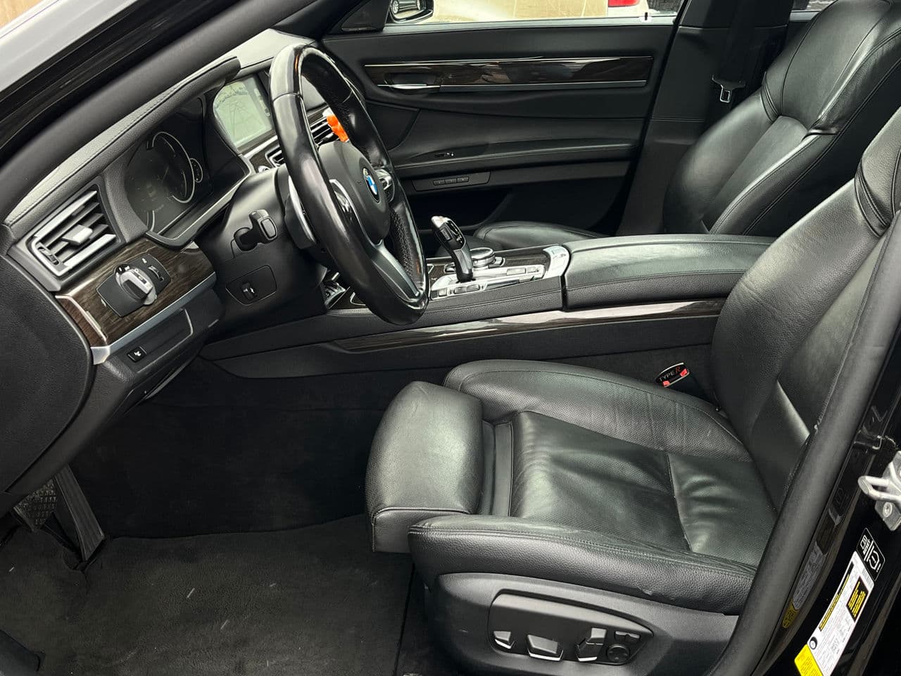 2013 BMW 740 — Miniatură 5