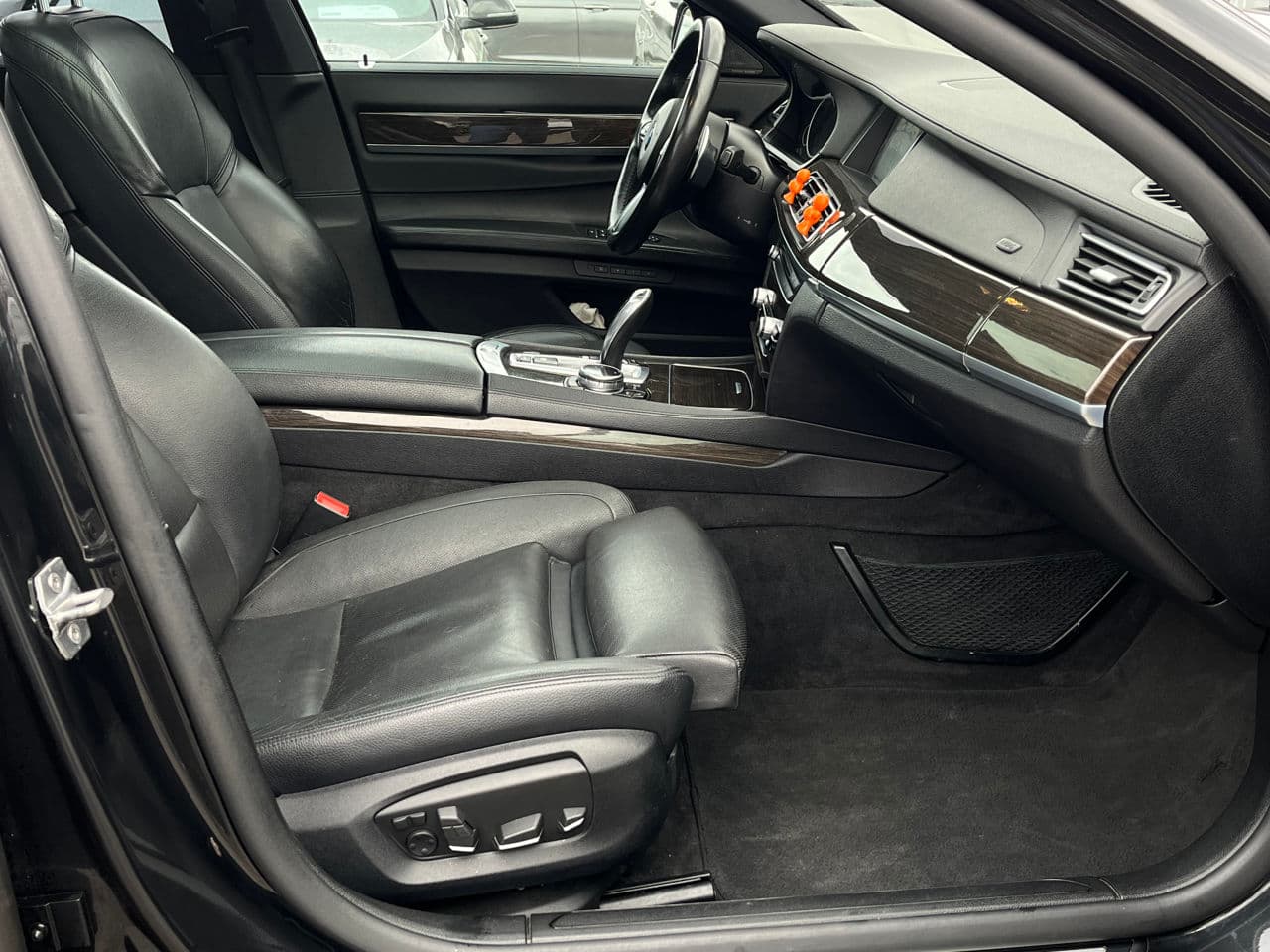 2013 BMW 740 — Miniatură 13