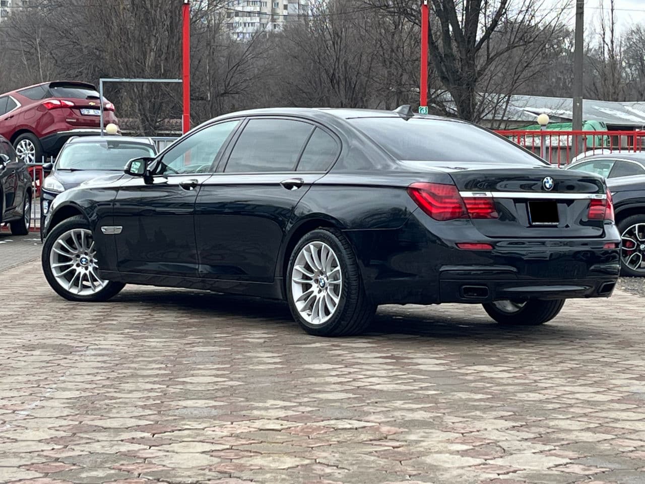 2013 BMW 740 — Miniatură 2
