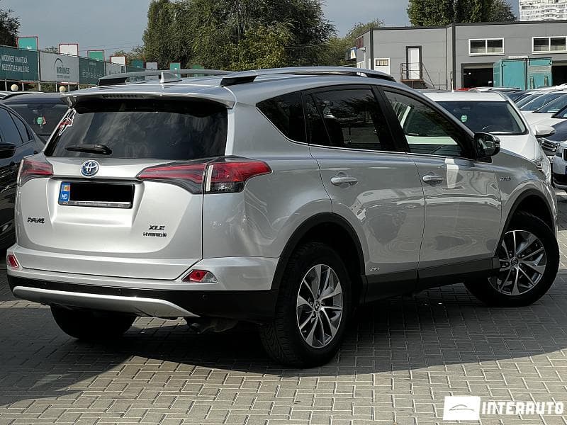 2016 Toyota Rav-4 — Miniatură 4