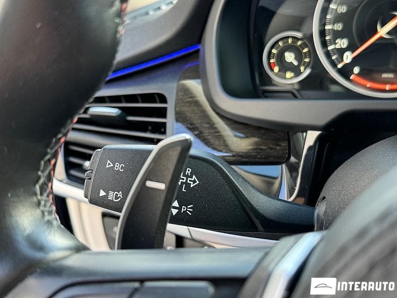 2016 BMW X5 2.5D — Miniatură 16
