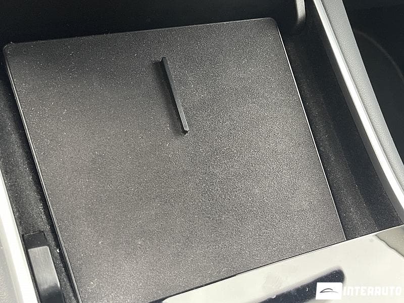 2018 Tesla Model 3 — Miniatură 11