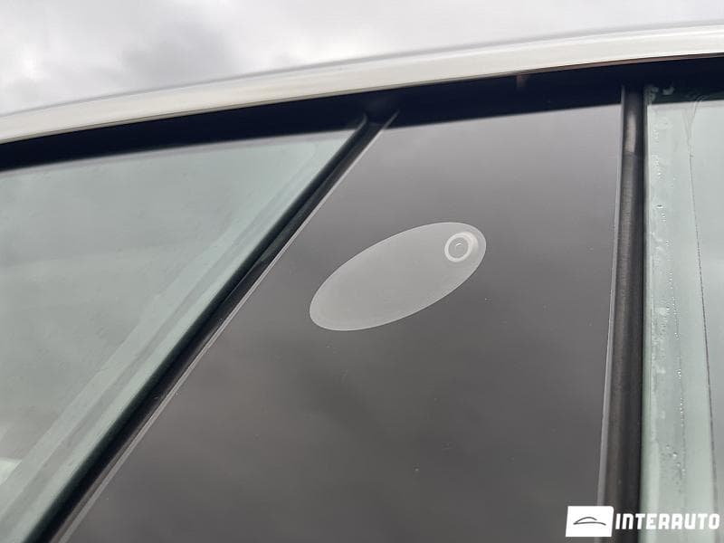 2018 Tesla Model 3 — Miniatură 5