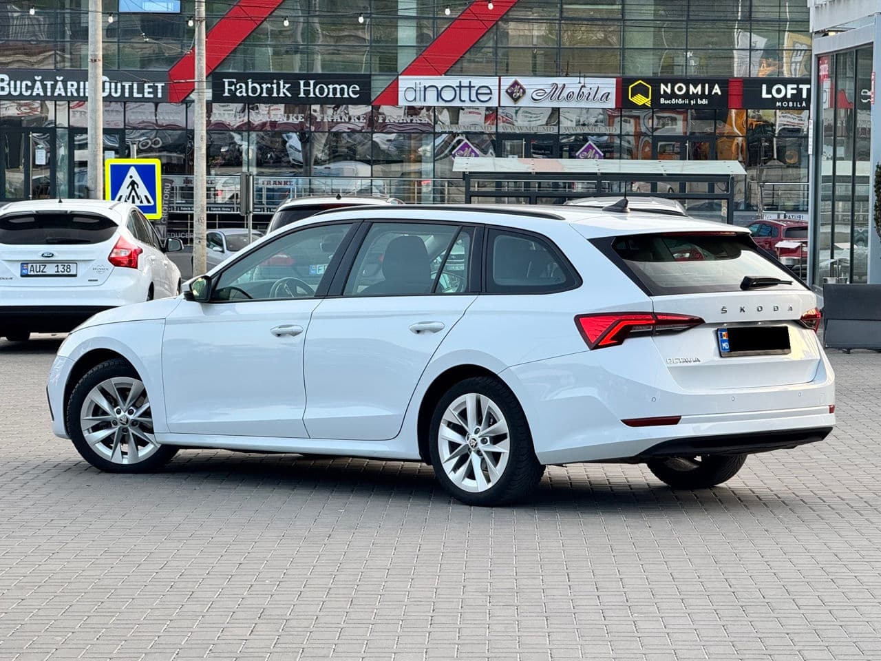 2020 Skoda Octavia — Miniatură 4