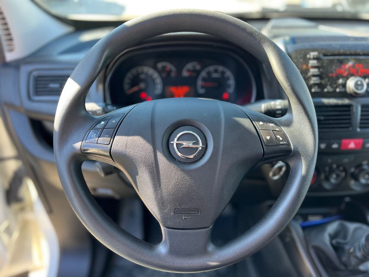 Opel Combo 2018 — Миниатюра 6