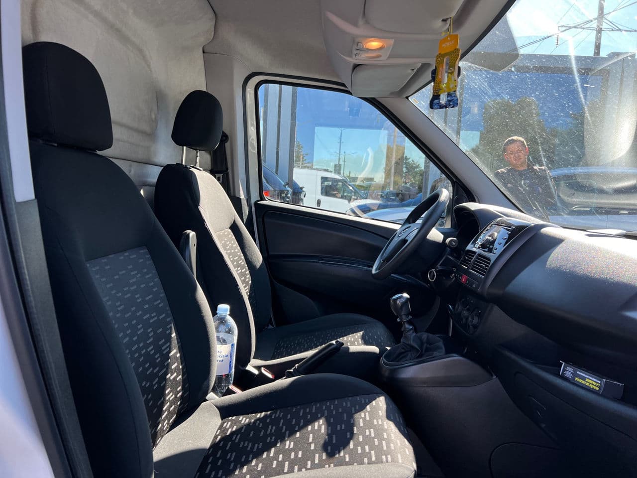 Opel Combo 2018 — Миниатюра 10