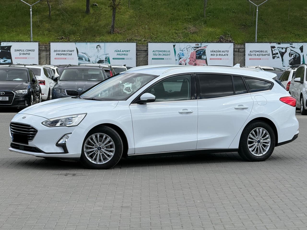 2018 Ford Focus — Miniatură 2