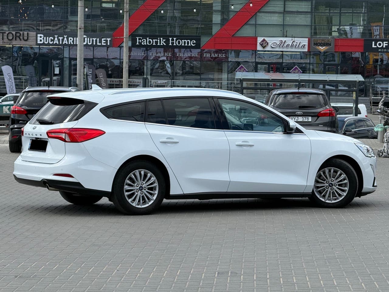 2018 Ford Focus — Miniatură 3