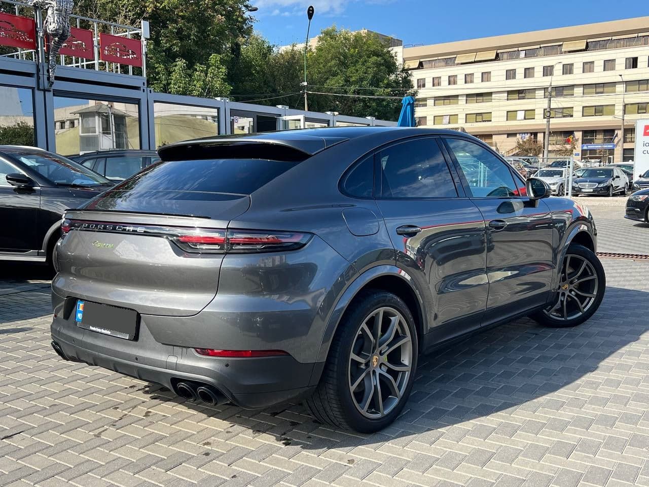 Porsche Cayenne E-Hybrid Coupe 2021 — Миниатюра 2