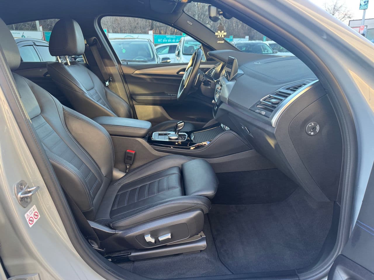 2021 BMW X4 M4.0i — Miniatură 7
