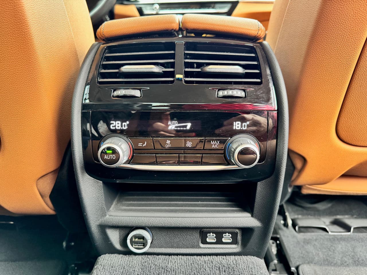 2021 BMW 530e — Miniatură 15