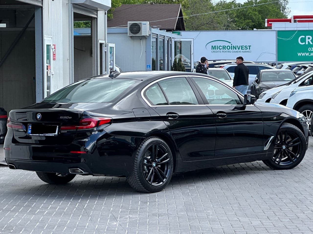 2021 BMW 530e — Miniatură 4