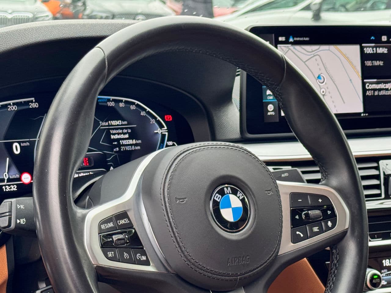 2021 BMW 530e — Miniatură 9