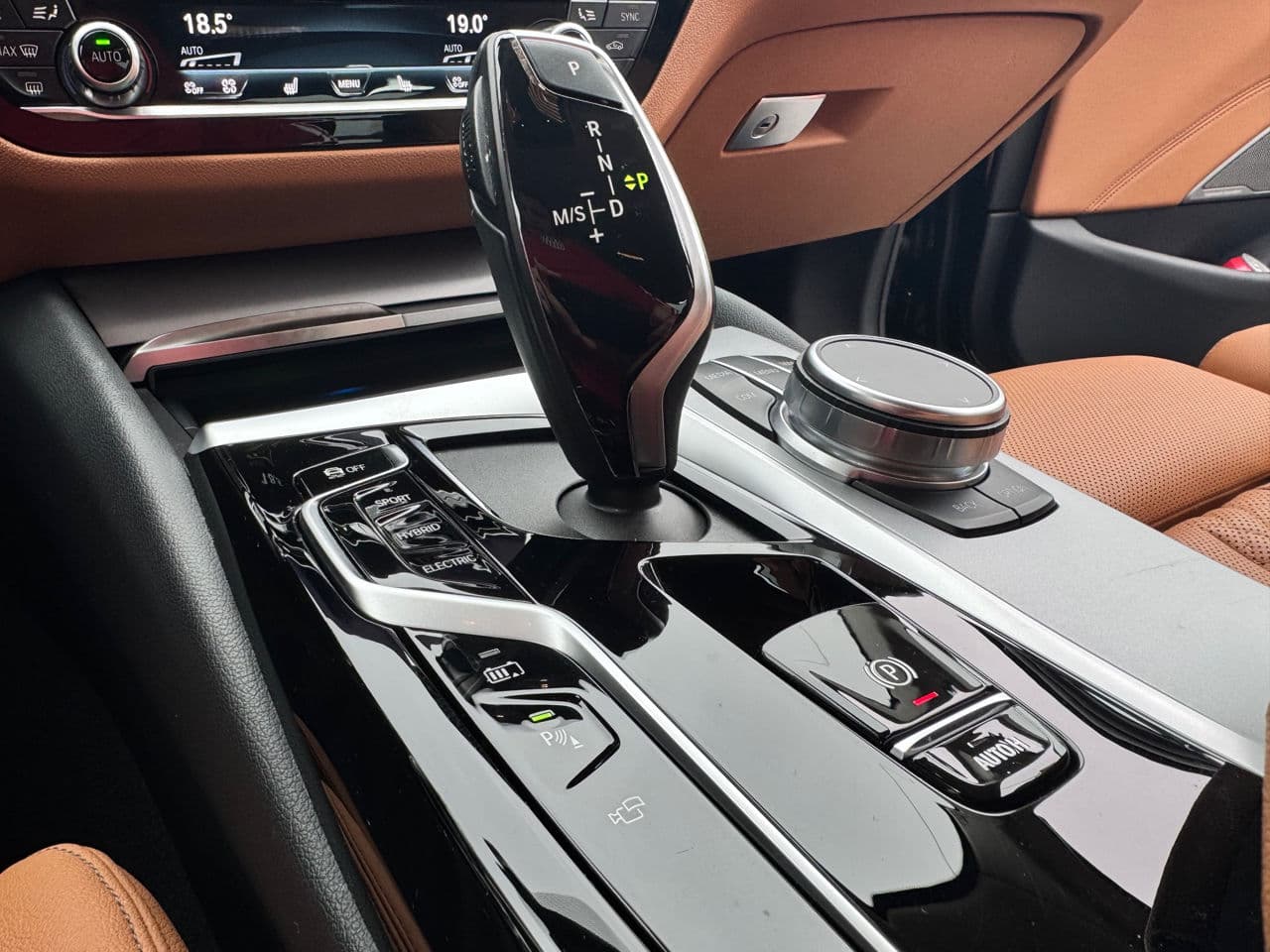 2021 BMW 530e — Miniatură 13