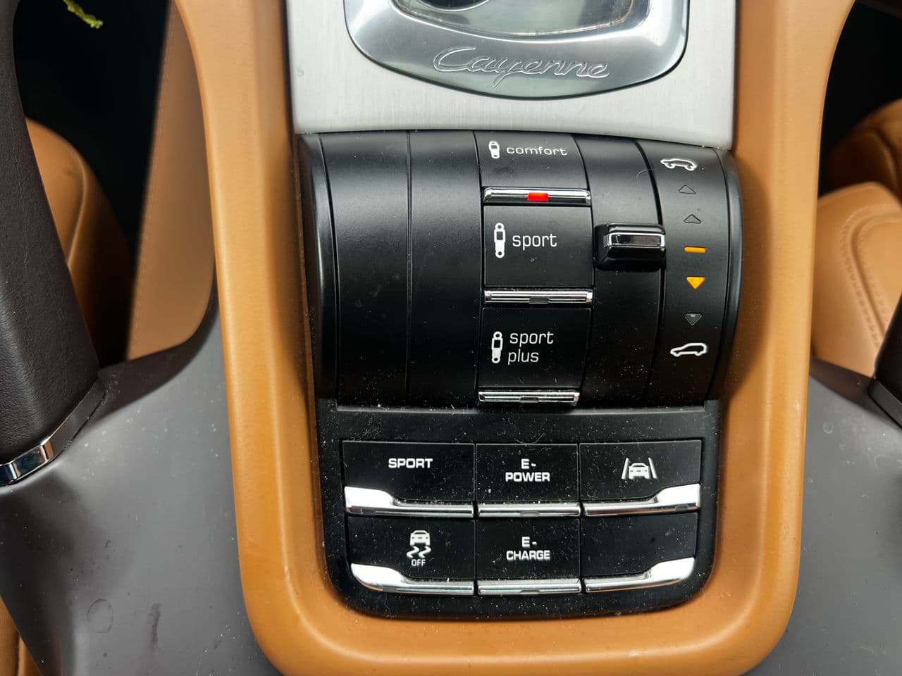 2014 Porsche Cayenne S Hybrid — Miniatură 12
