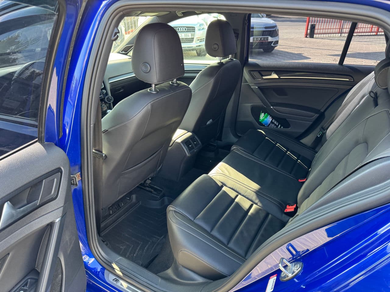2017 Volkswagen Golf R — Miniatură 22