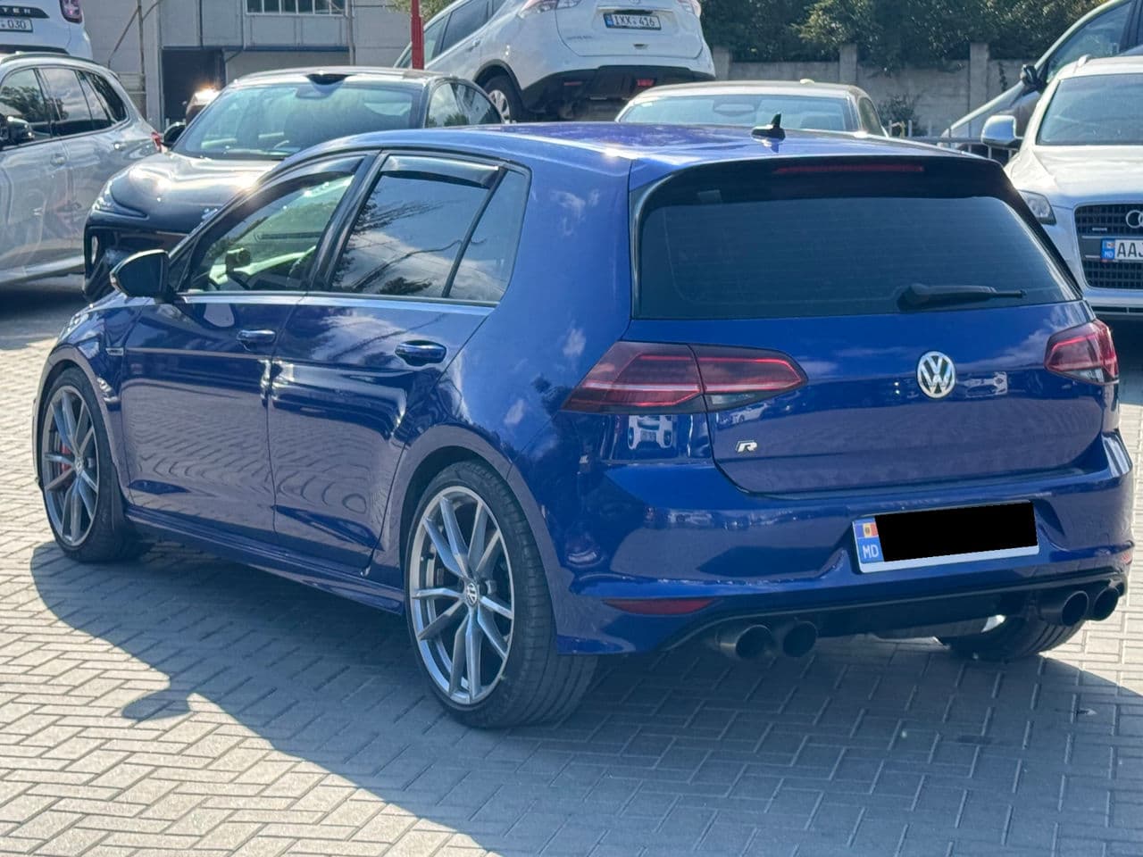 2017 Volkswagen Golf R — Miniatură 2