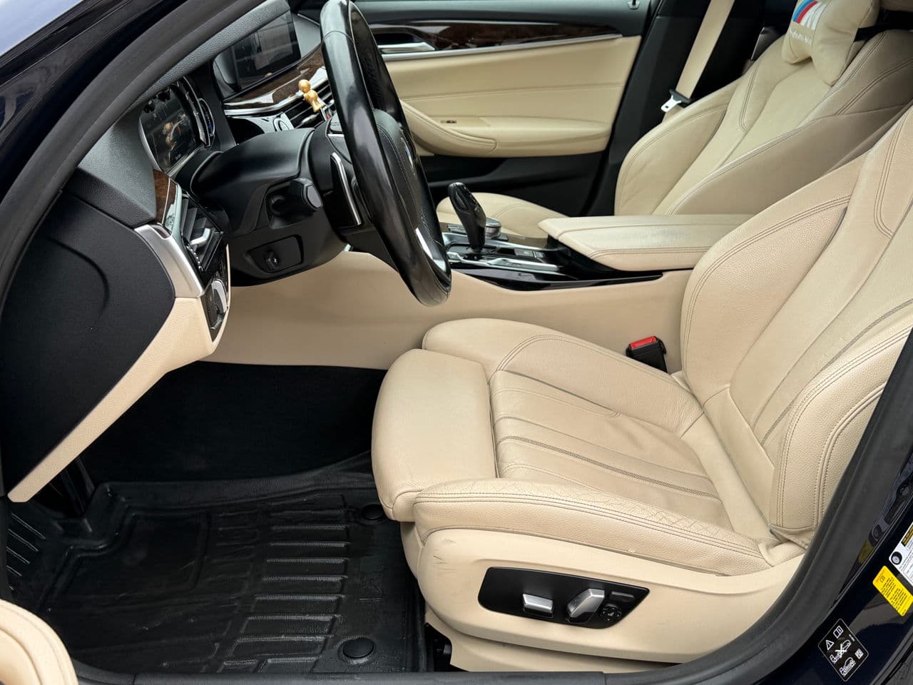 2017 BMW 530 — Miniatură 8