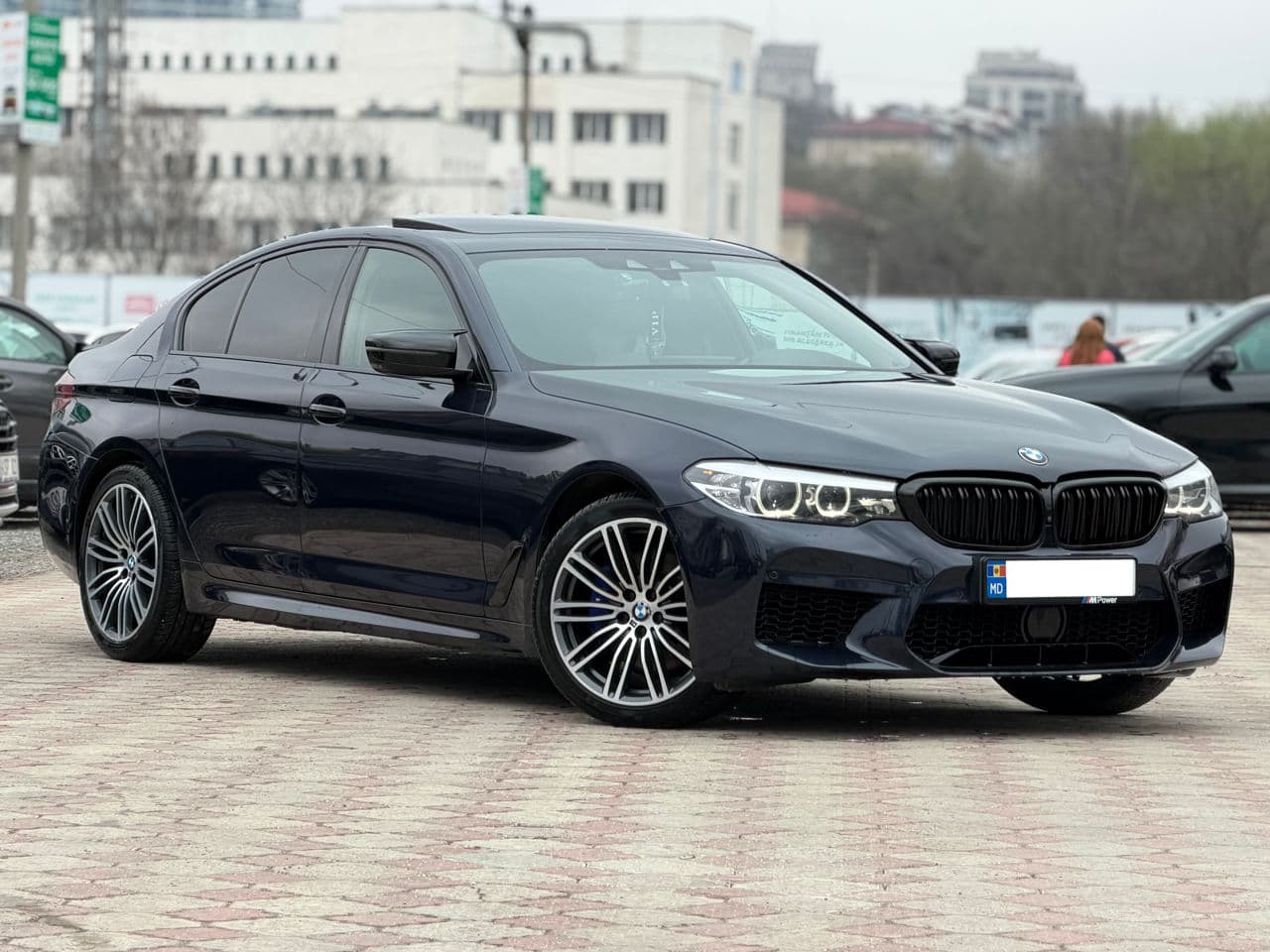 2017 BMW 530 — Miniatură 4