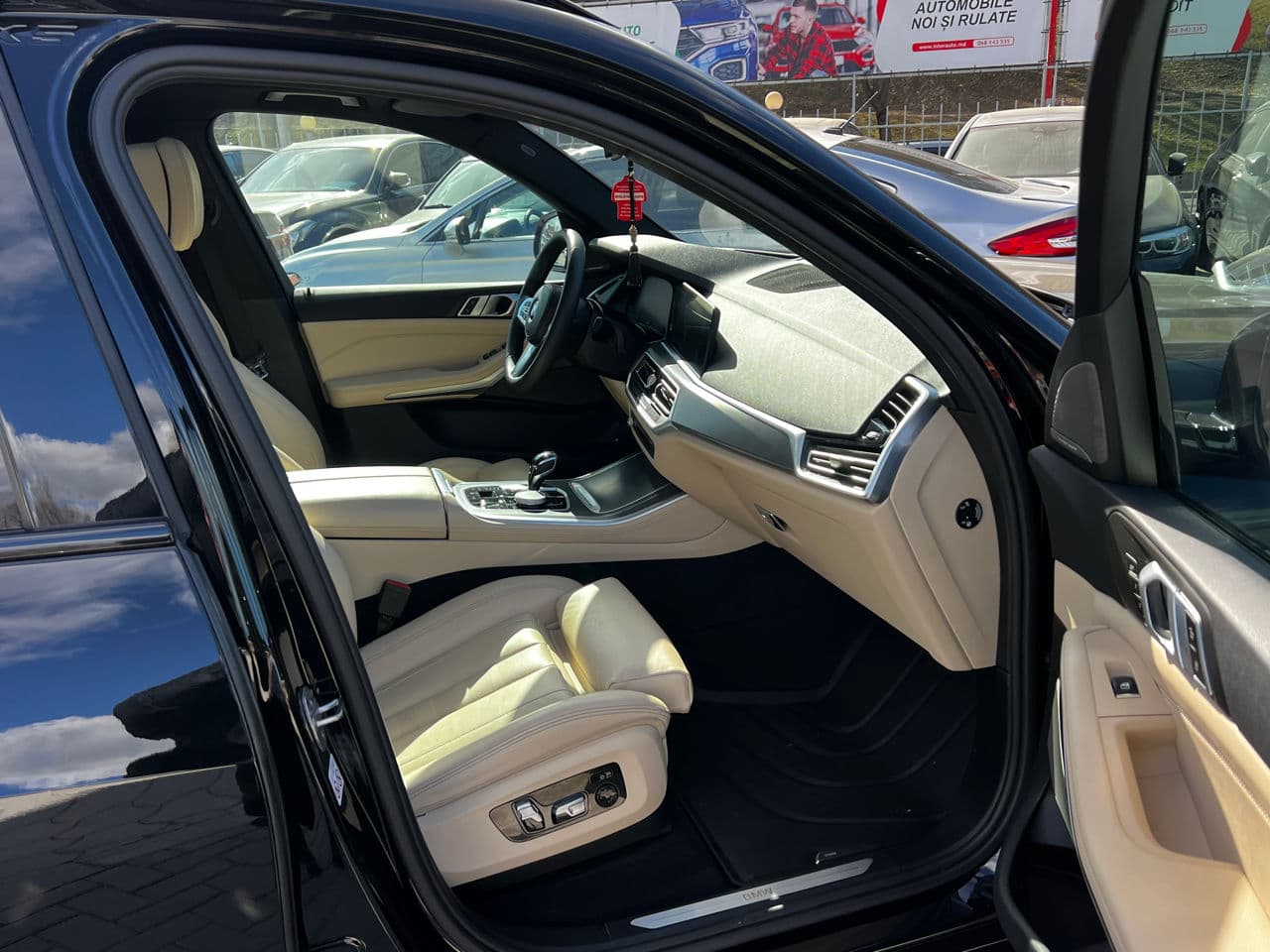2021 BMW X5 4.5e — Miniatură 5