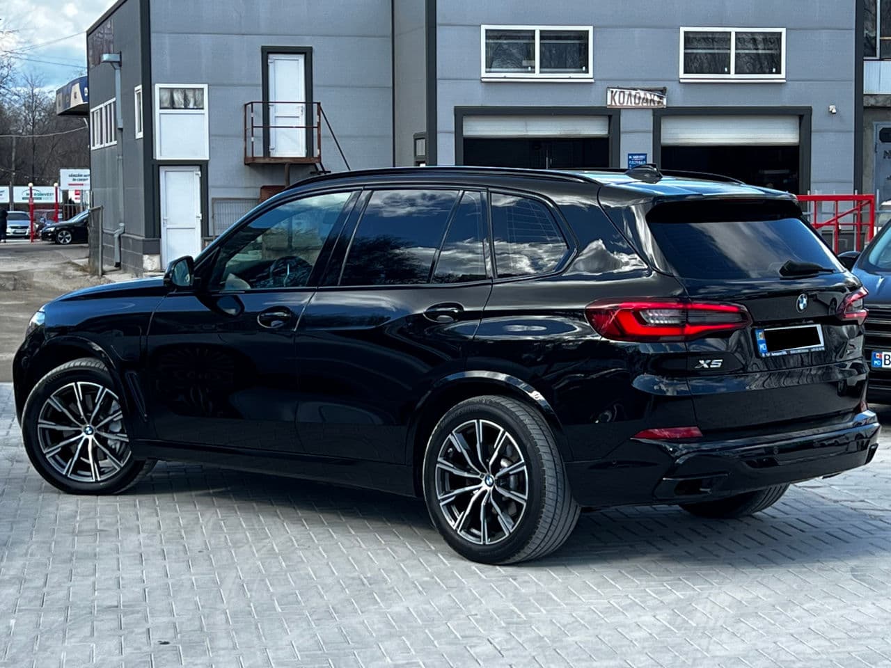 2021 BMW X5 4.5e — Miniatură 4