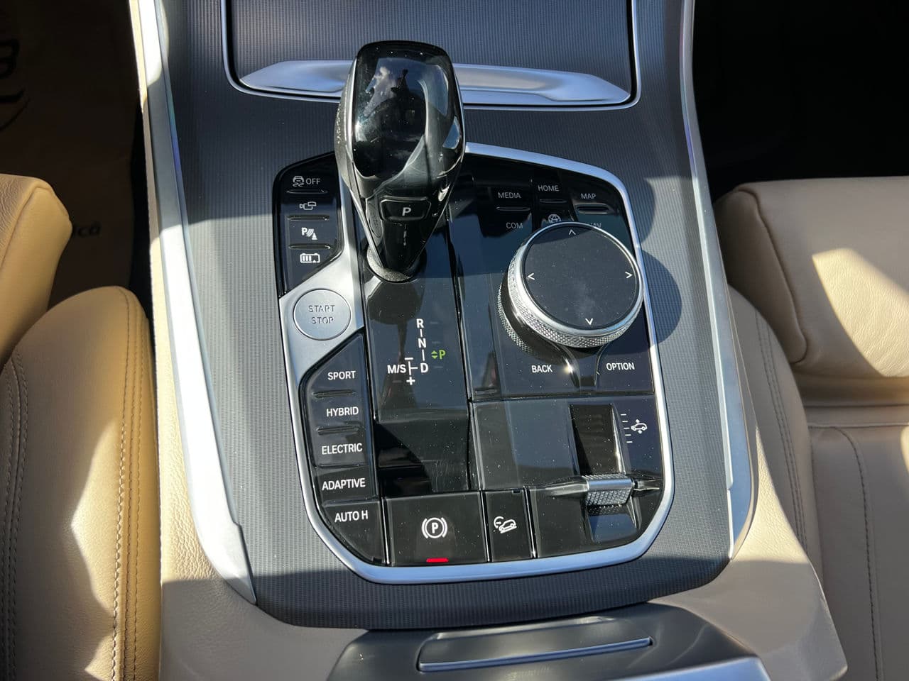 2021 BMW X5 4.5e — Miniatură 12