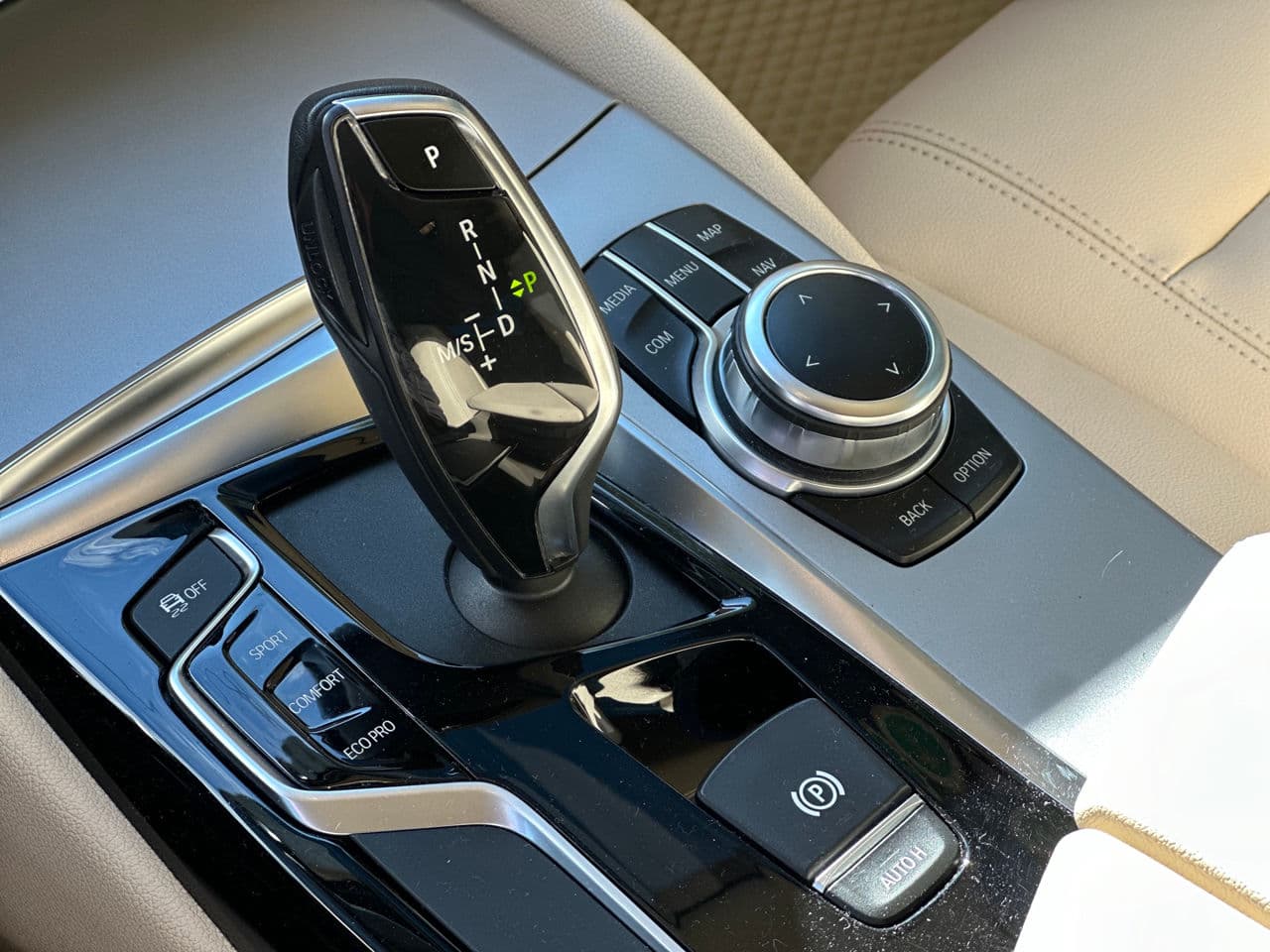 2018 BMW 520 — Miniatură 14