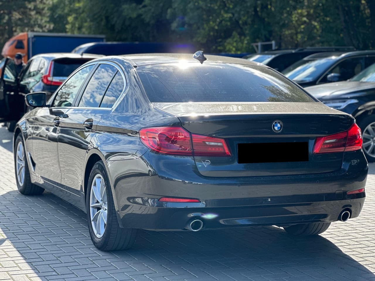2018 BMW 520 — Miniatură 4