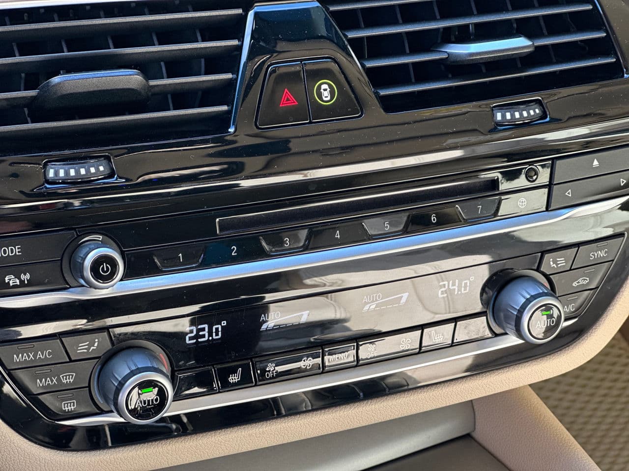 2018 BMW 520 — Miniatură 13