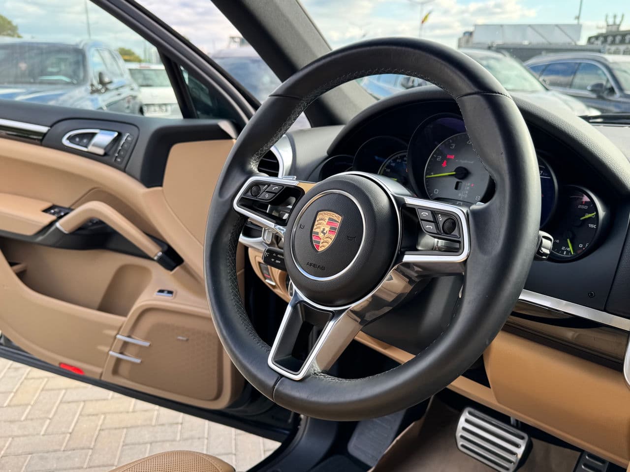 2014 Porsche Cayenne S Hybrid — Miniatură 7