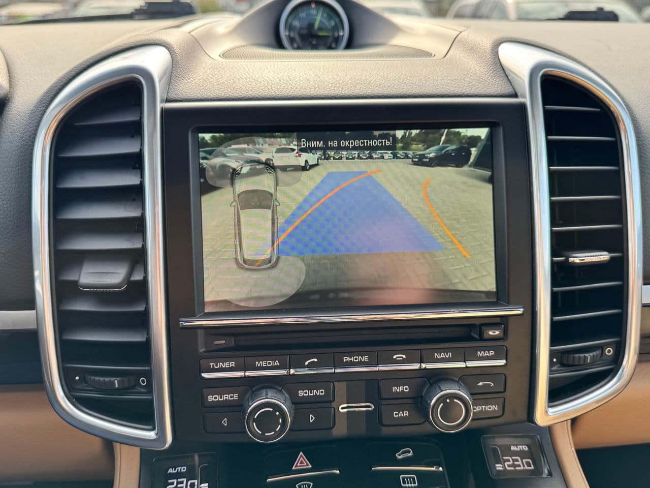 2014 Porsche Cayenne S Hybrid — Miniatură 10