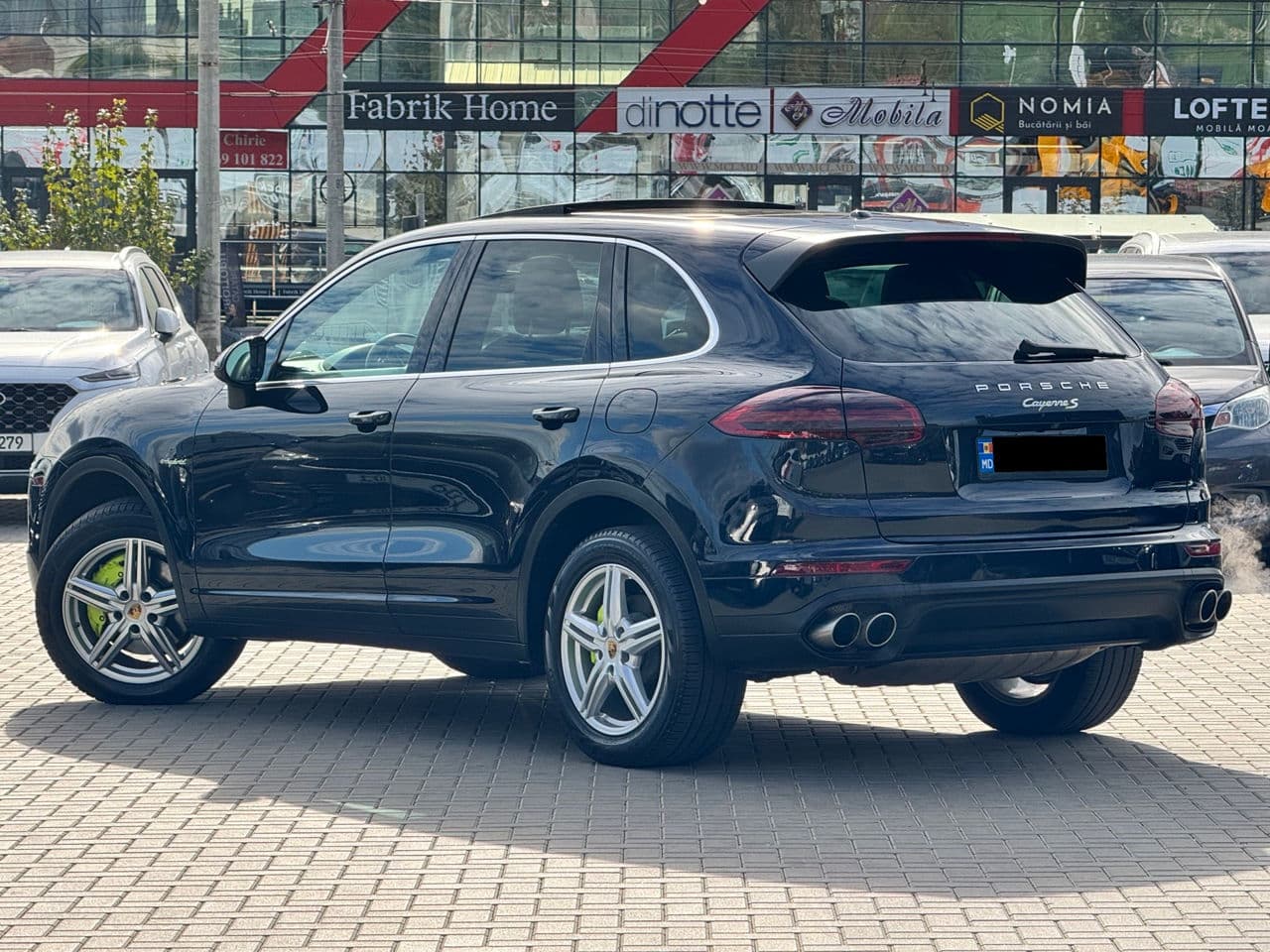 2014 Porsche Cayenne S Hybrid — Miniatură 4