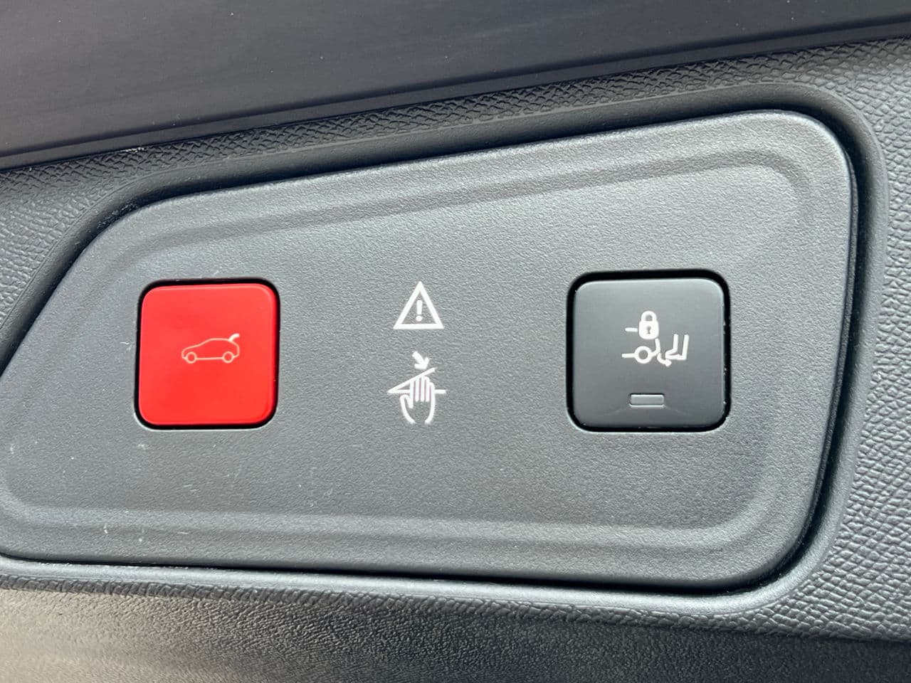 2018 Peugeot 3008 — Miniatură 21