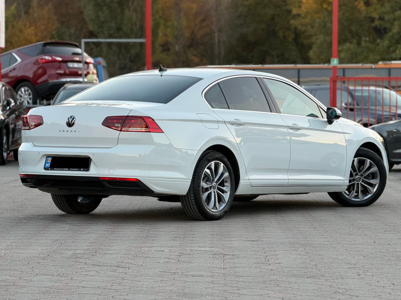 2020 Volkswagen Passat — Miniatură 3