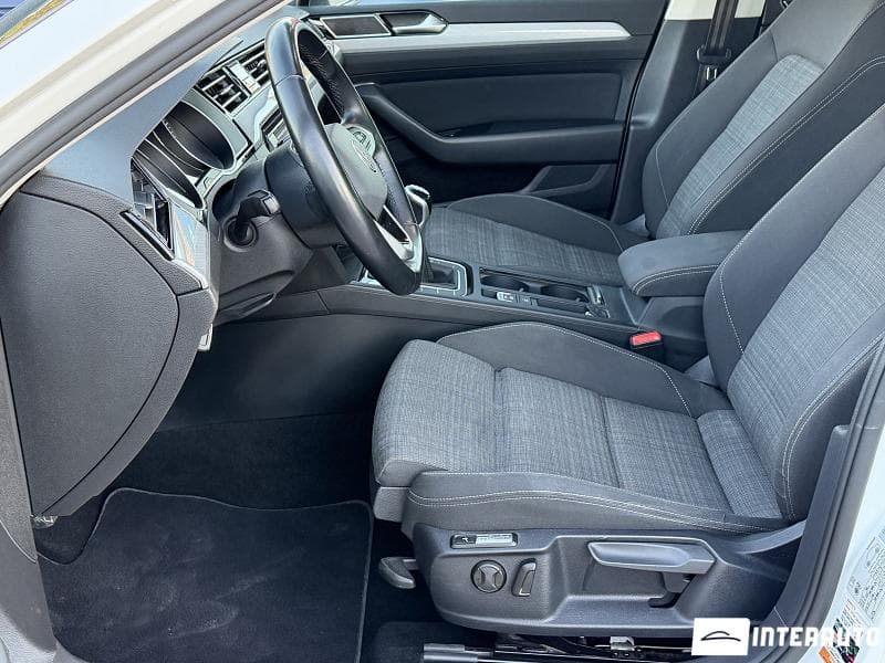 2020 Volkswagen Passat — Miniatură 7