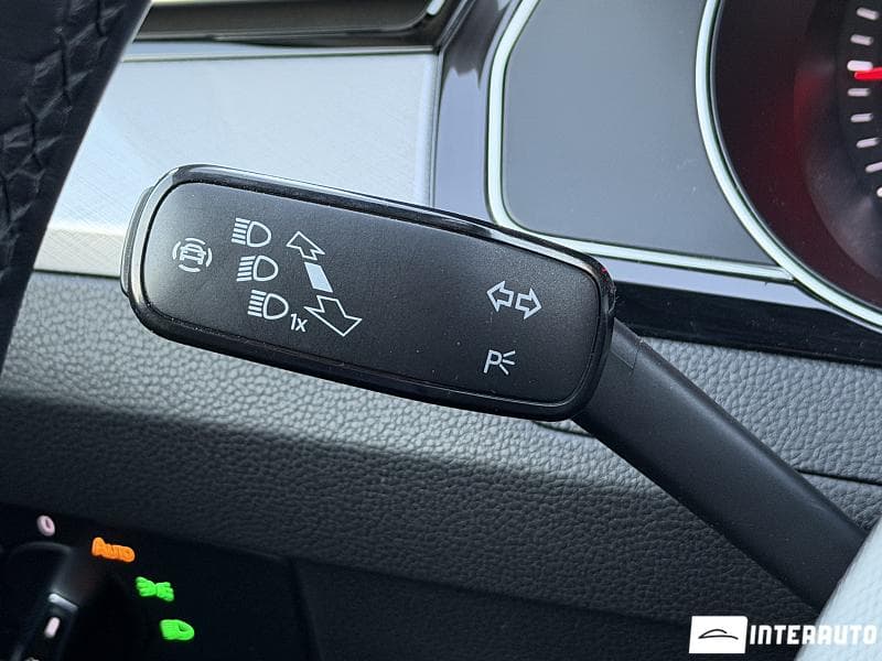 2020 Volkswagen Passat — Miniatură 11